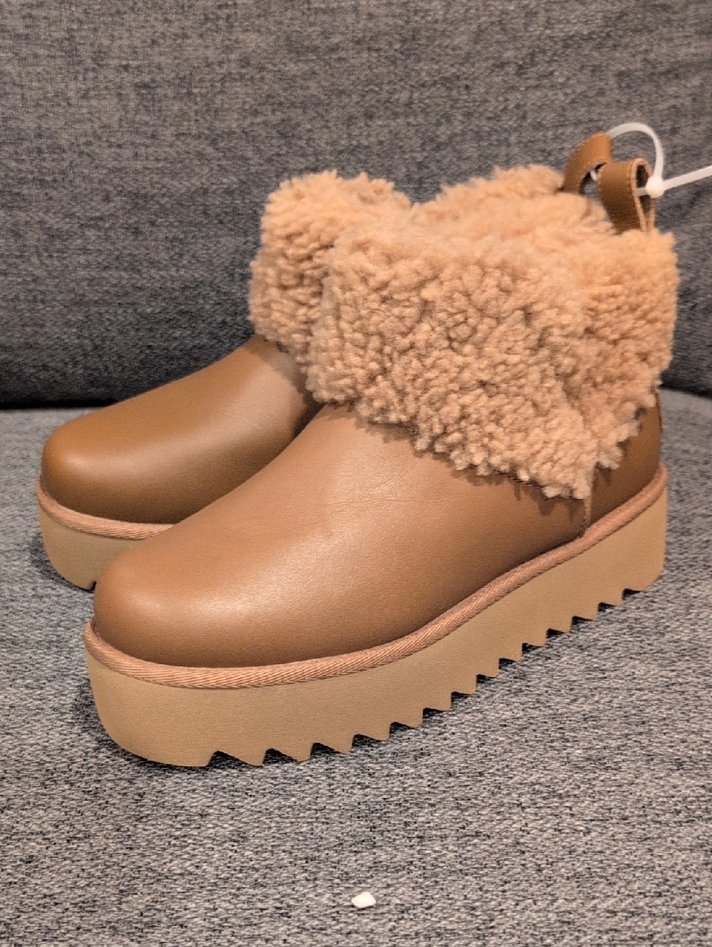 Ugg Ultra Mini Alina Curled Genuine Shearling Platform Boot